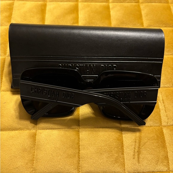Dior Black Sunglasses - Picture 1 of 5
